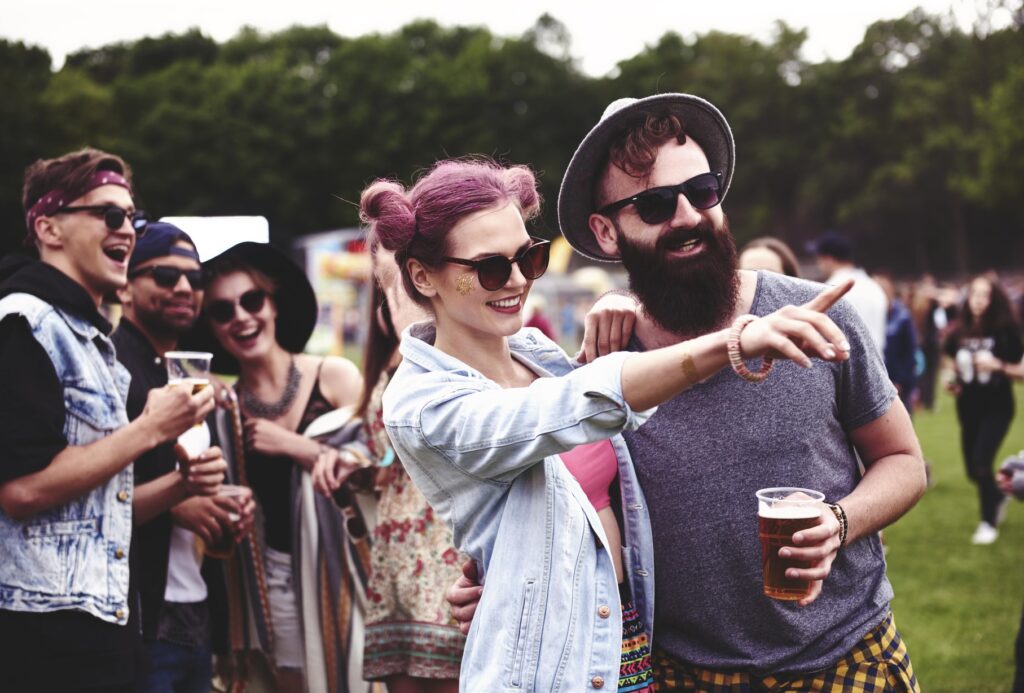 Gafas de sol con protección UV ideales para festivales de música