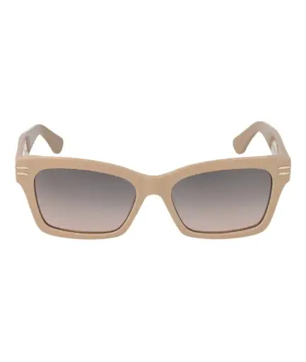 Gafas de sol Carl Martin CM Faustine S012 C03 con montura beige de acetato, diseño rectangular oversize y lentes degradadas grises, ideales para festivales y conciertos al aire libre.